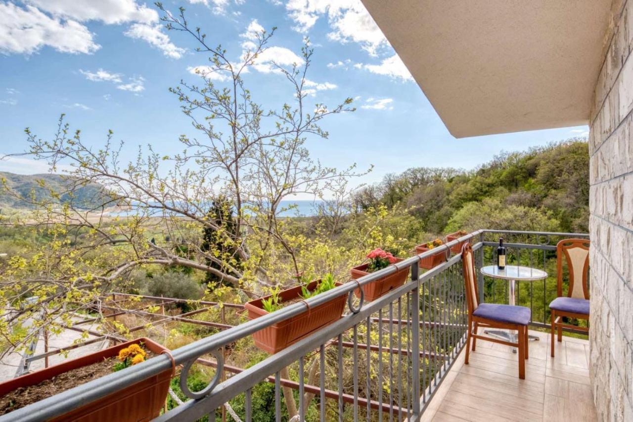 Savovic_Lux Appartement Petrovac Buitenkant foto