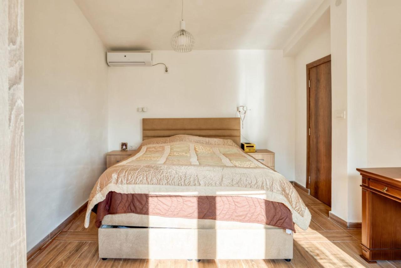 Savovic_Lux Appartement Petrovac Buitenkant foto